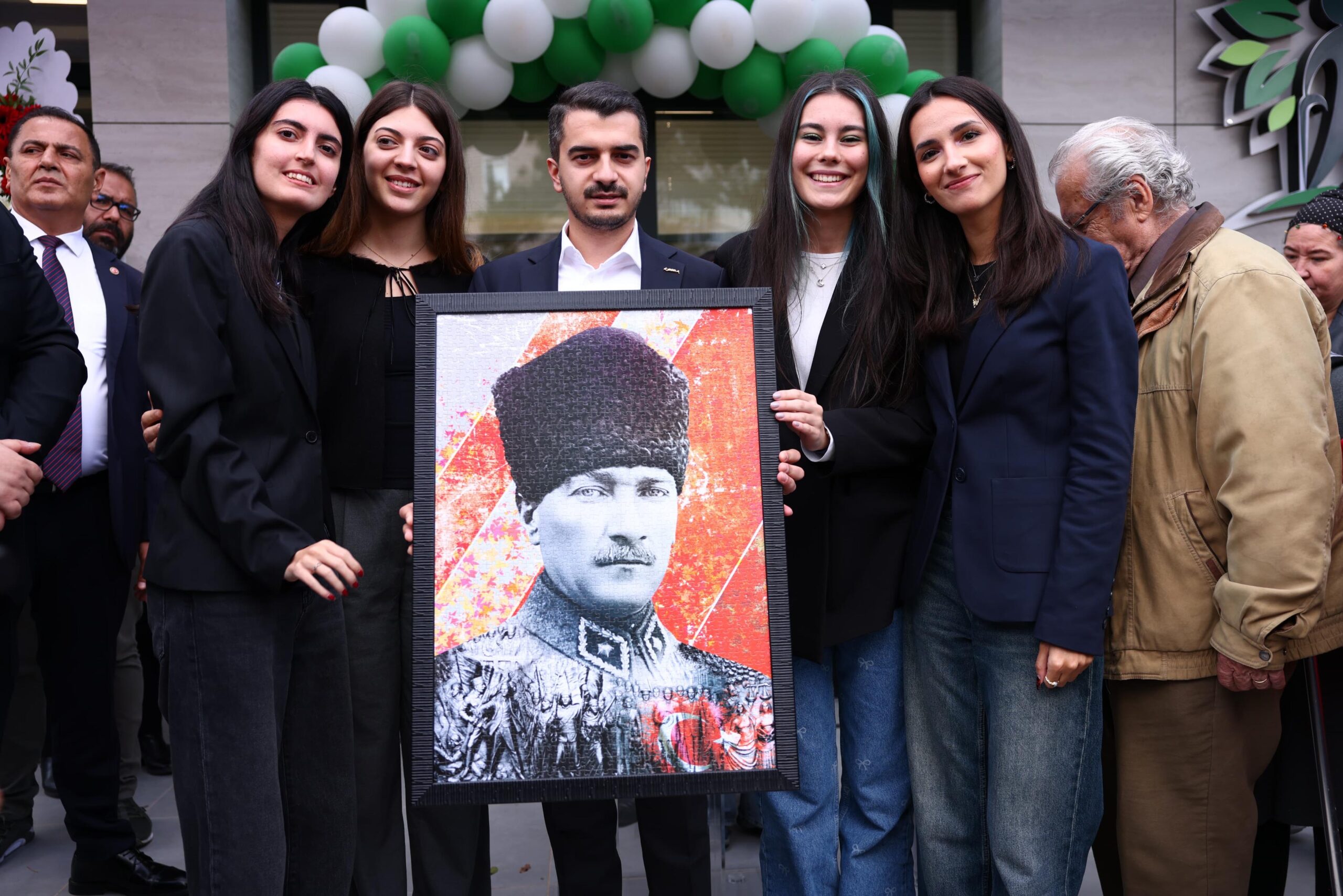 ÇİĞDEM EMEKLİ KAMPÜSÜ VE EMEKLİ LOKALİ HİZMETE AÇILDI