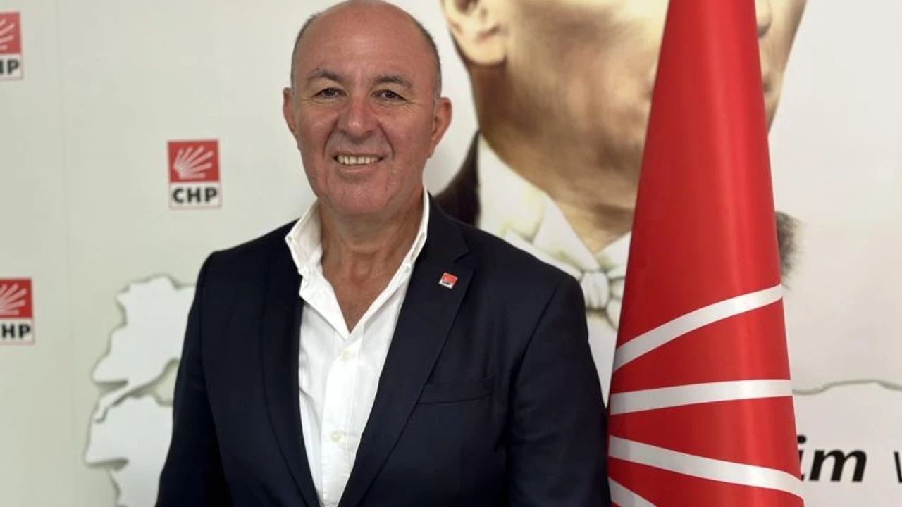 Başkan Kandemir: “Emekli maaşları günden güne eriyor”
