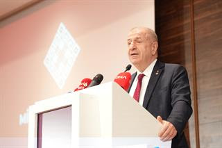 Özdağ:Müsavat Başkanla birlikte kahve içeriz