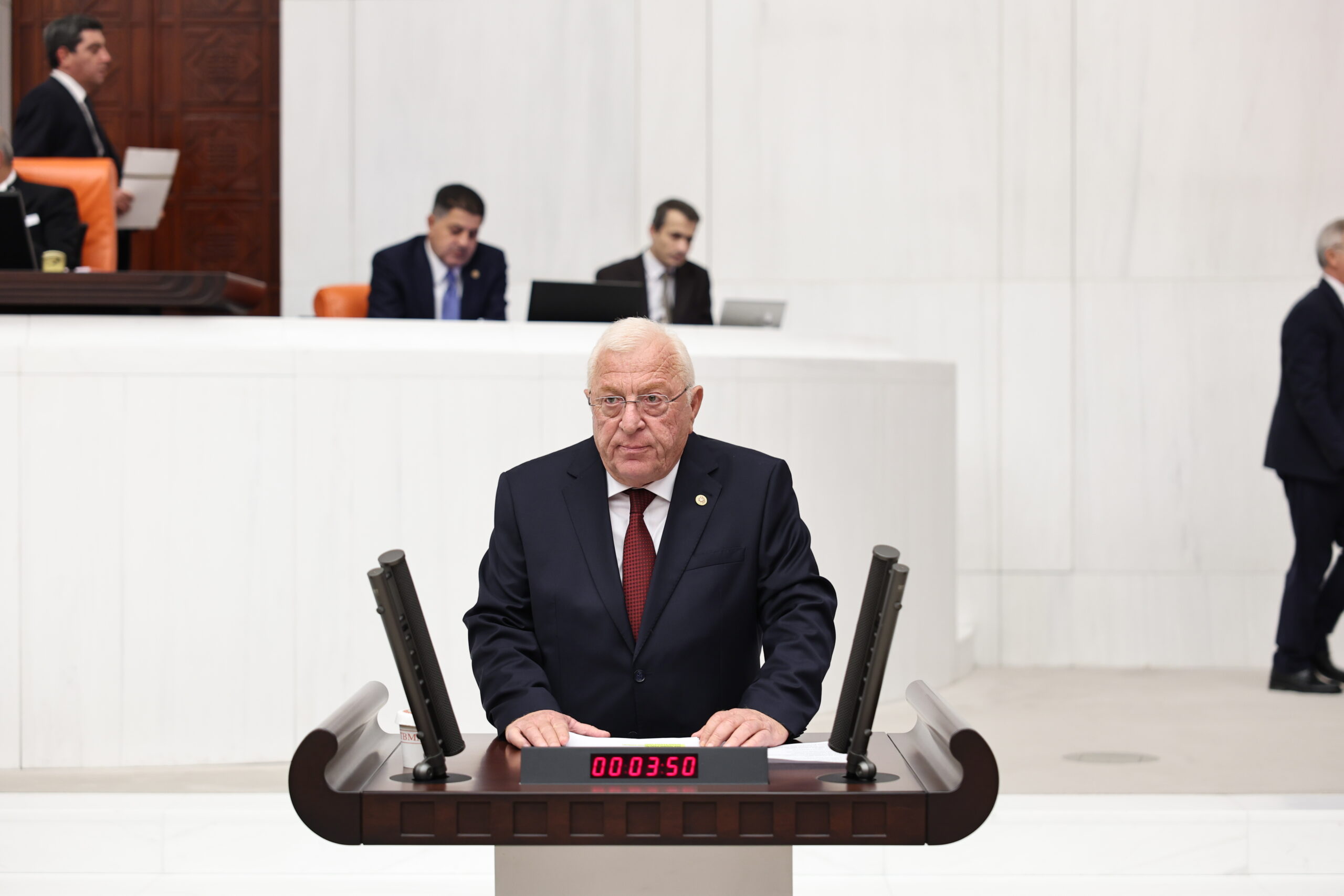 ”MADENCİLERİN TALEPLERİNİ DİNLEYİN, HAKLARINI TESLİM EDİN ”