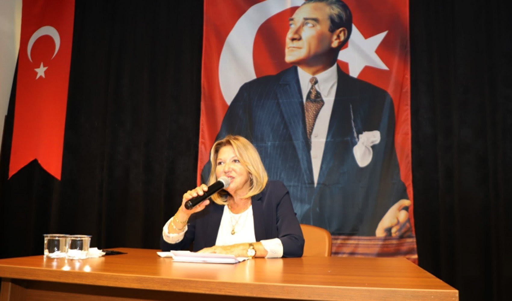 “Yakında bir de ‘Öcalan’ı Koruma Kanunu’ çıkarsa şaşırmayacağız”