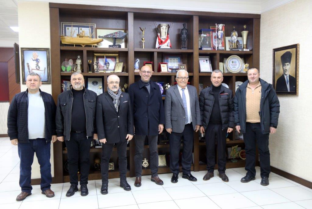 Kdz. Ereğli de CHP den istifa eden 6 Meclis Üyesi Partilerine geri döndü