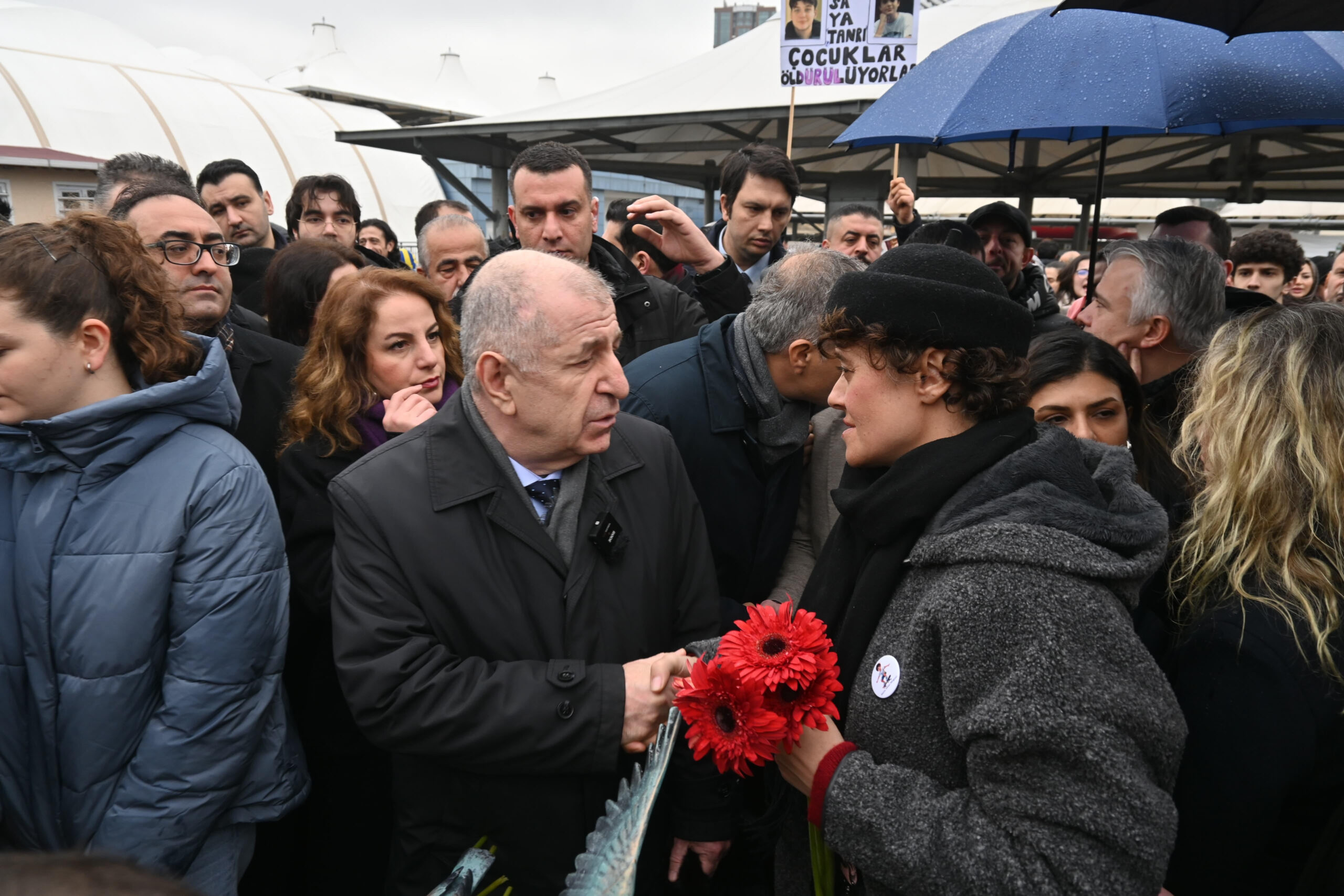 “BU ÇOCUKLARIMIZI KAYBETTİK ÇÜNKÜ DEVLET GEREKEN TEDBİRLERİ ALMADI”