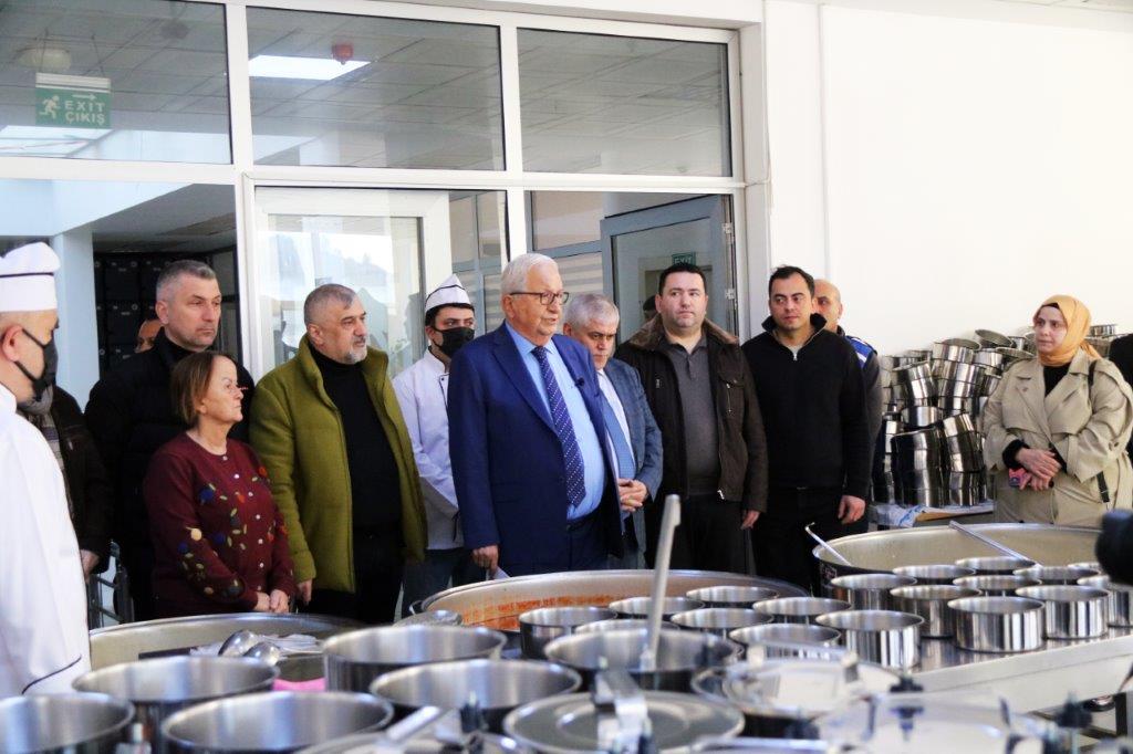 KDZ. EREĞLİ BELEDİYESİ HAYIRDA YARIŞIYOR