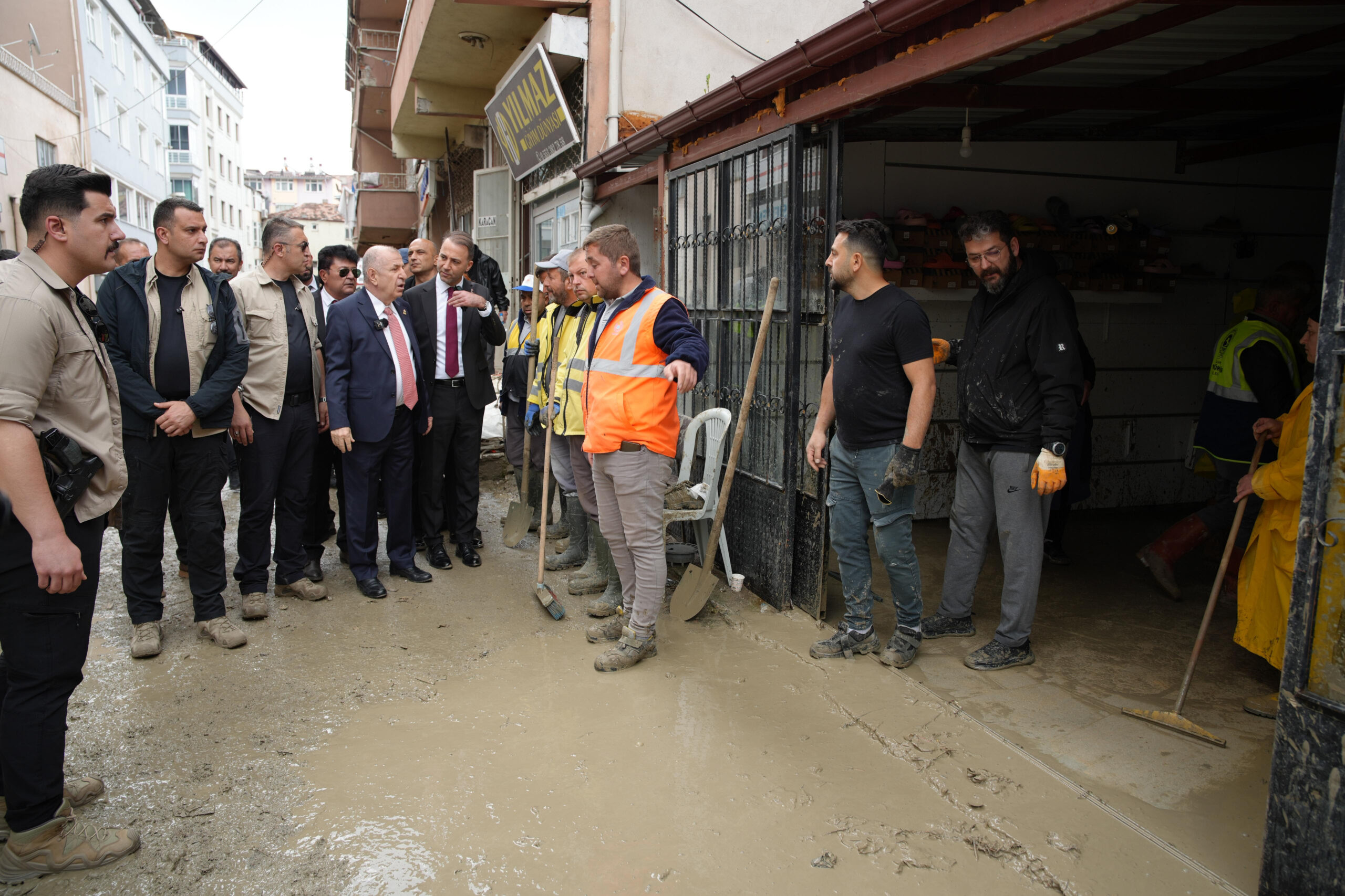 Özdağ, Havza’ da sel  bölgesinde !