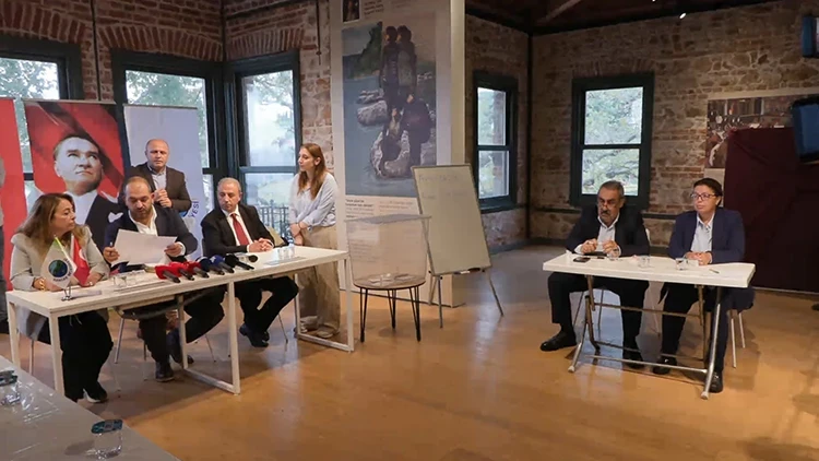 Adalar Belediyesi 2 Meclis üyesi olan AKP ye geçti