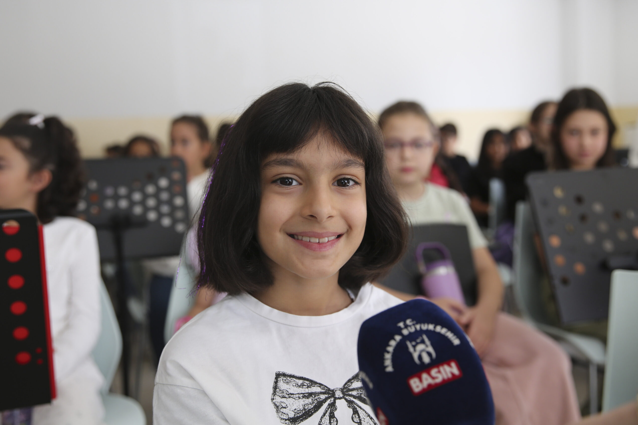65 ÇOCUK, MÜZİK VE SANATLA DOLU YENİ BİR YOLCULUĞA BAŞLADI