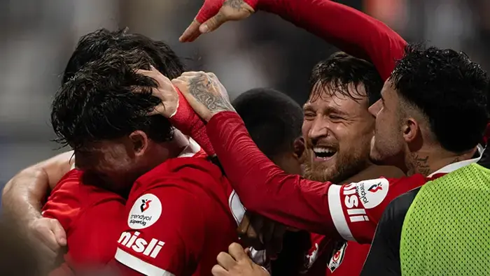 Beşiktaş evinde bir başka:2-0