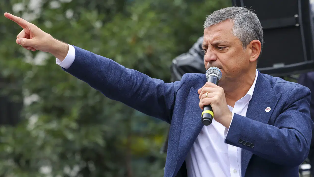 ”Türkiye Yüzyılı geliyor diyenler, yüzyılın vurgununu yaptılar”