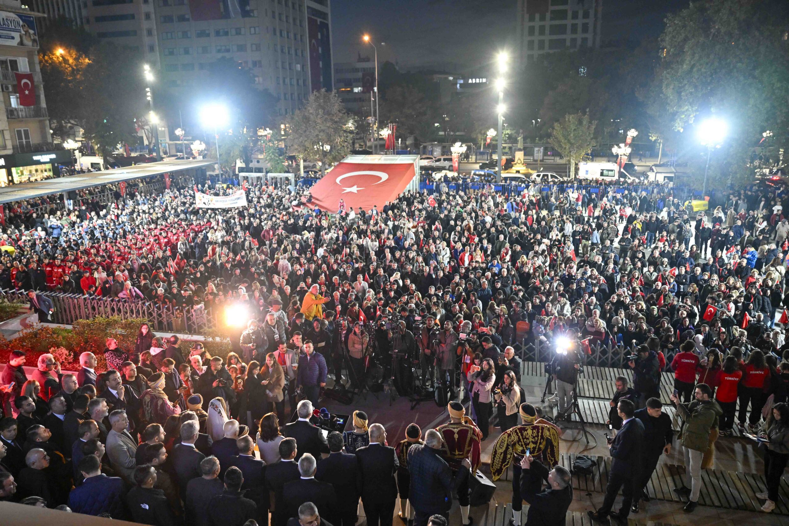 “MİLLETE VERDİĞİMİZ SÖZE SONUNA KADAR SADIK KALACAĞIZ” 