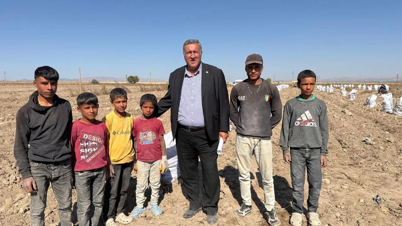 GÜRER “TARIM İŞÇİLERİ ÇOCUKLARININ EĞİTİM SORUNU VAR”